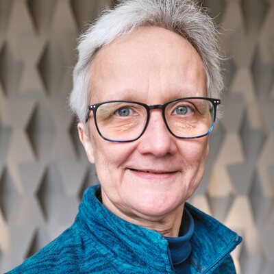 Portrait von Dr. Susanne Elfferding.
