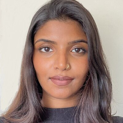Portrait von Nila Gengatharan.