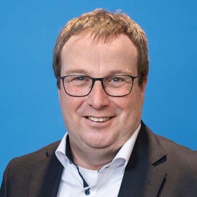 Portrait von Oliver Krischer.