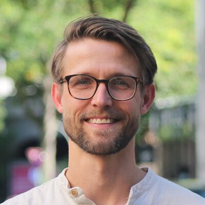 Portrait von Dr. Christoph Mall.