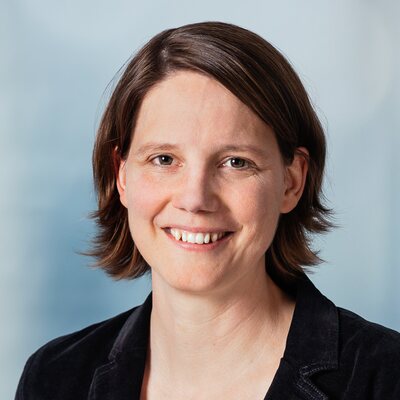 Portrait von Katja Naefe.