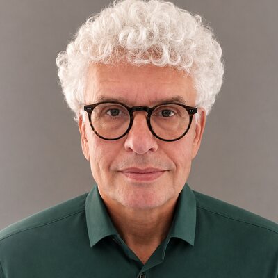Portrait von Roland Stimpel.